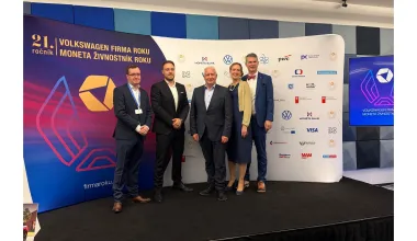 Group photo from the Volkswagen Firma roku 2026 awards ceremony