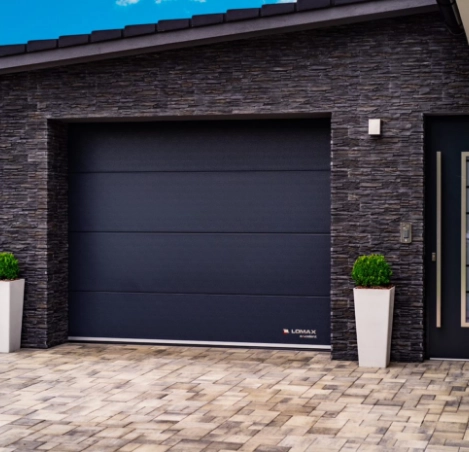 Unification of a garage door and house
