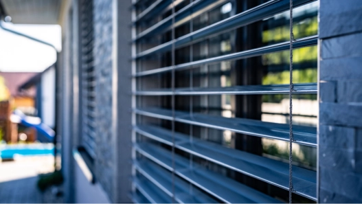 LOMAX Reference – Outdoor blinds