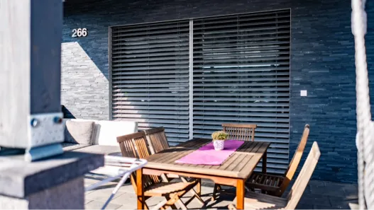 LOMAX Reference – Outdoor blinds