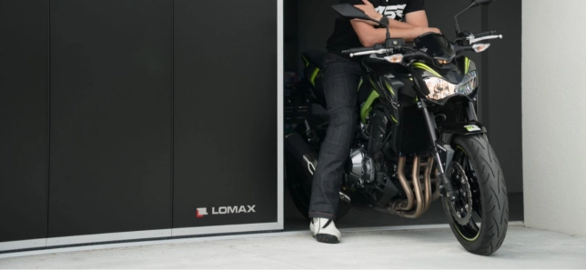 LOMAX Garage doors for motorcyclists sample 4