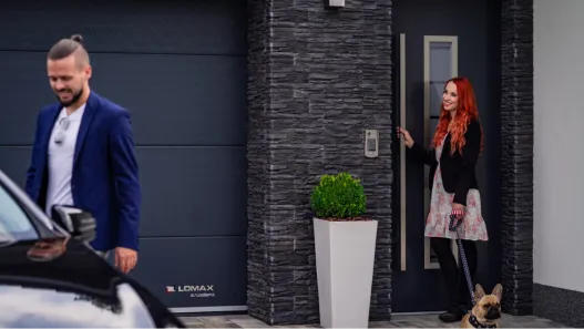LOMAX Reference – Aluminium entrance doors