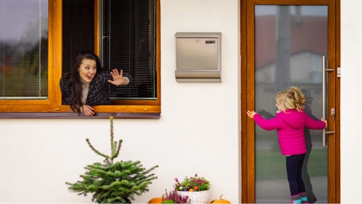 LOMAX Reference – Aluminium entrance doors