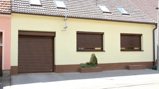 LOMAX Reference – Rolling doors