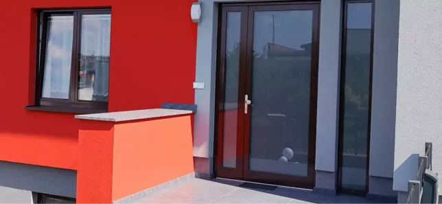LOMAX Entrance door AKTIV partitioned sample 5