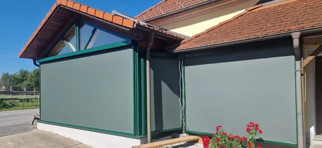 Screen roller shutters