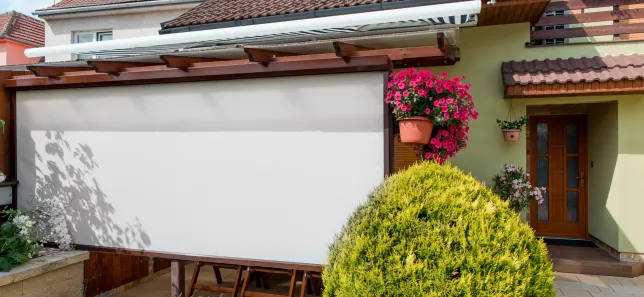 Screen roller shutters