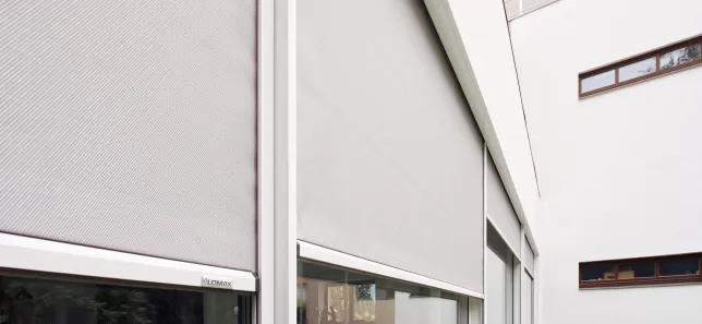 Screen roller shutters