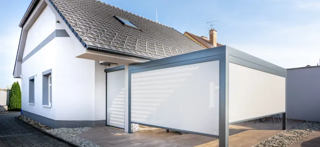Screen roller shutters